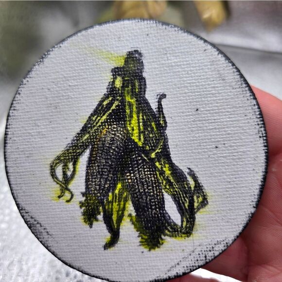 "5/$25" Set Of 3 Round Canvas Hand Painted Watercolor Fall Themed Fridge Magnets - Picture 4 of 6